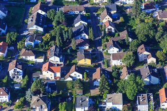 Hellenstr im Ortsteil Wolfartsweier in Karlsruhe im Bundesland Baden-Württemberg, Deutschland