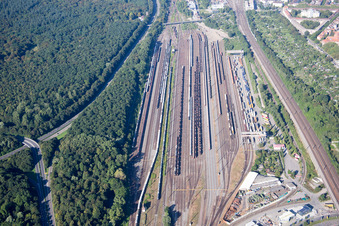 Karlsruhe Güterbahnhof im Ortsteil Südstadt im Bundesland Baden-Württemberg, Deutschland