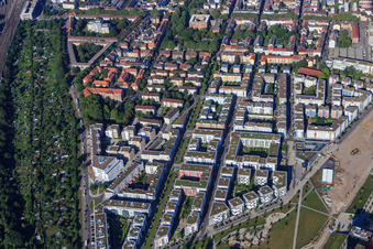 Luftbild von Wohnbebauhung um die Rahel-Straus-Straße zwischen Citypark und Stuttgarter Straße im Ortsteil Südstadt in Karlsruhe im Bundesland Baden-Württemberg, Deutschland