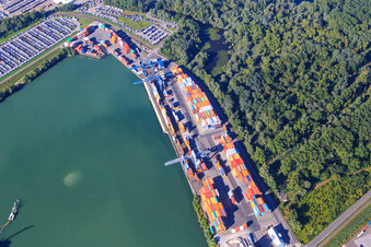 Luftbild von Containerverladung von CONTARGO am Landeshafen Wörth im Ortsteil Maximiliansau in Wörth am Rhein im Bundesland Rheinland-Pfalz, Deutschland