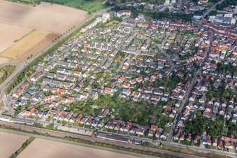 Siedlungsgebiet im Ortsteil Blankenloch in Stutensee im Bundesland Baden-Württemberg, Deutschland