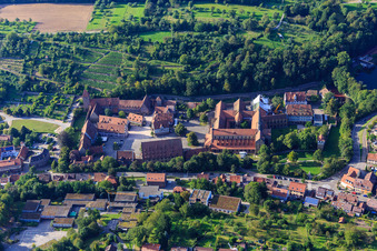 Kloster Maulbronn UNESCO Welterbe im Bundesland Baden-Württemberg, Deutschland von oben