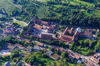 Kloster Maulbronn UNESCO Welterbe im Bundesland Baden-Württemberg, Deutschland aus der Luft