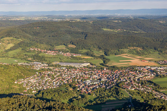 Ortsansicht der Straßen und Häuser der Wohngebiete in Rudersberg im Ortsteil Königsbronnhof im Bundesland Baden-Württemberg, Deutschland