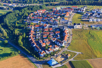 Schloßbergallee aus Süden in Bönnigheim im Bundesland Baden-Württemberg, Deutschland