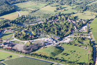 Luftaufnahme von Tripsdrill Erlebnispark im Ortsteil Treffentrill in Cleebronn im Bundesland Baden-Württemberg, Deutschland