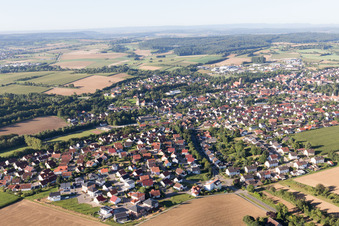 Luftaufnahme von Ortsteil Flehingen in Oberderdingen im Bundesland Baden-Württemberg, Deutschland