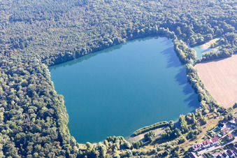 Baggersee Untergrombach in Bruchsal im Bundesland Baden-Württemberg, Deutschland