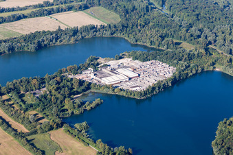 Luftbild von Beton- und Baustoffmischwerk der Lithonplus GmbH & Co. KG am Baggersee Fuchs & Gros in Eggenstein-Leopoldshafen im Bundesland Baden-Württemberg, Deutschland