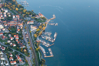 Schrägluftbild von Ortsteil Ludwigshafen in Bodman-Ludwigshafen im Bundesland Baden-Württemberg, Deutschland