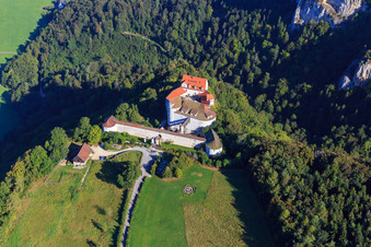 Schrägluftbild von DJH Jugendherberge Burg Wildenstein in Leibertingen im Bundesland Baden-Württemberg, Deutschland