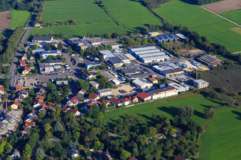 Gewerbegebiet Im Wiesengrund mit Aptar Radolfzell und  Metallbau Gebr. Konzept GmbH & Co.KG im Ortsteil Böhringen in Radolfzell am Bodensee im Bundesland Baden-Württemberg, Deutschland