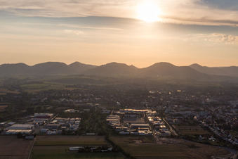 Messplatz im Ortsteil Queichheim in Landau in der Pfalz im Bundesland Rheinland-Pfalz, Deutschland