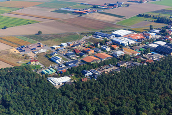 Gewerbegebiet Im Gereut aus Südwesten in Hatzenbühl im Bundesland Rheinland-Pfalz, Deutschland