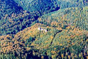 Luftbild von Froensburg in Lembach im Bundesland Bas-Rhin, Frankreich