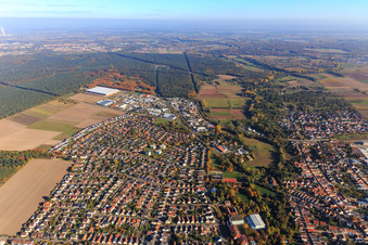 Luftbild von Stadtübersicht bis Kurt-Adam-Straße und Gewerbegebiet Waldstückerring mit Continental Reifen Gmbh in Bellheim im Bundesland Rheinland-Pfalz, Deutschland
