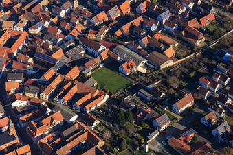 Kreuzgasse in Steinweiler im Bundesland Rheinland-Pfalz, Deutschland