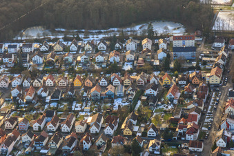 Haardtstraße x Birkenstraße im Winter bei Schnee in Kandel im Bundesland Rheinland-Pfalz, Deutschland