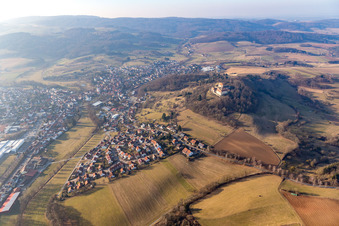 Schrägluftbild von Reichelsheim, Burg Reichelsheim im Bundesland Hessen, Deutschland