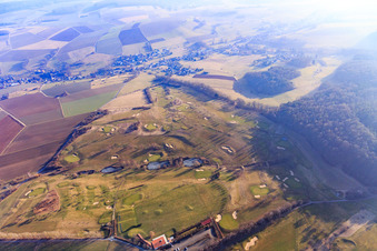 Golfplatz des Golfclub Odenwald e.V im Ortsteil Kirchbrombach in Brombachtal im Bundesland Hessen, Deutschland