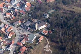 Neewiller-près-Lauterbourg im Bundesland Bas-Rhin, Frankreich von der Drohne aus gesehen
