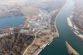 Lauterbourg im Bundesland Bas-Rhin, Frankreich von einer Drohne aus