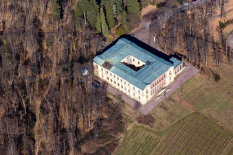 Palais des Schloss Villa Ludwigshöhe in Edenkoben im Bundesland Rheinland-Pfalz, Deutschland