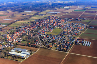 Dorfübersicht von Südwesten in Gommersheim im Bundesland Rheinland-Pfalz, Deutschland