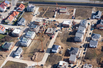 Luftaufnahme von Neubaugebiet Am Römerberg im Ortsteil Heiligenstein im Bundesland Rheinland-Pfalz, Deutschland