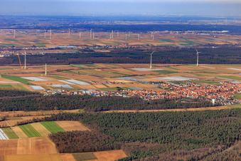 Windpark Hatzenbühl fast fertig von Süden im Bundesland Rheinland-Pfalz, Deutschland