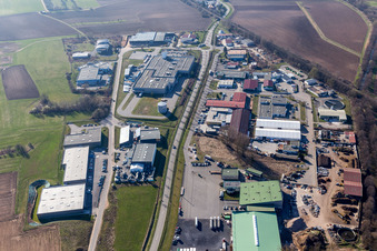 Drohnenaufname von Mertzwiller im Bundesland Bas-Rhin, Frankreich