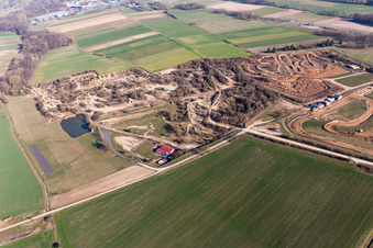 Luftaufnahme von Steinbourg im Bundesland Bas-Rhin, Frankreich