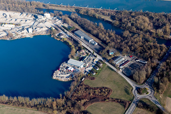 Gambsheim im Bundesland Bas-Rhin, Frankreich von der Drohne aus gesehen