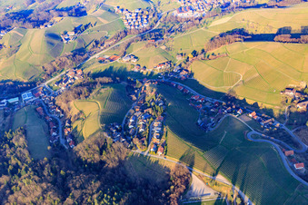 Luftbild von Am Ruttersrain, Ortsteil zwischen badischen Weinbergen im Ortsteil Büchelbach in Sasbachwalden im Bundesland Baden-Württemberg, Deutschland