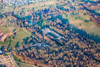 Schloß Favorite bei Förch in Rastatt im Bundesland Baden-Württemberg, Deutschland