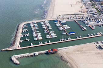 Milano Marittima im Bundesland Emilia-Romagna, Italien von oben