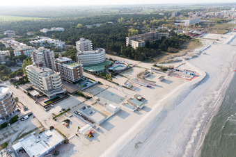 Milano Marittima im Bundesland Emilia-Romagna, Italien aus der Luft betrachtet