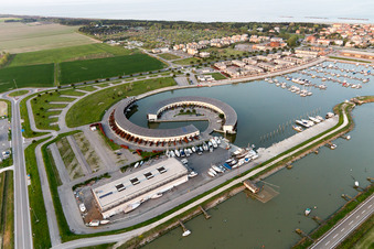Casalborsetti im Bundesland Emilia-Romagna, Italien vom Flugzeug aus