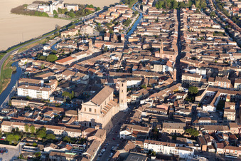 Comacchio im Bundesland Ferrara, Italien von oben