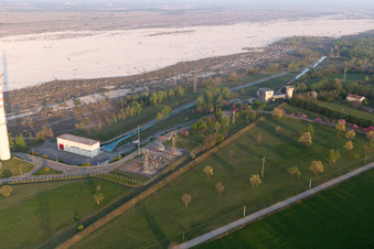 Schrägluftbild von San Leonardo im Bundesland Friaul-Julisch Venetien, Italien