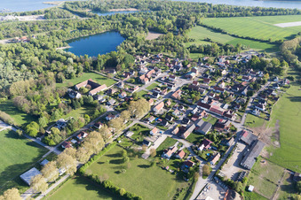 Fort-Louis im Bundesland Bas-Rhin, Frankreich aus der Drohnenperspektive