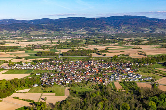 Unzhurst von Westen in Ottersweier im Bundesland Baden-Württemberg, Deutschland