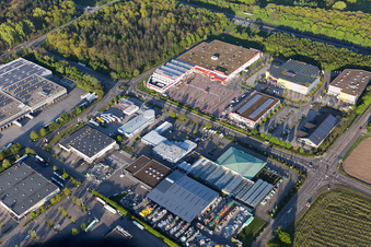 Bauhaus, Dehner im Ortsteil Rauental in Rastatt im Bundesland Baden-Württemberg, Deutschland