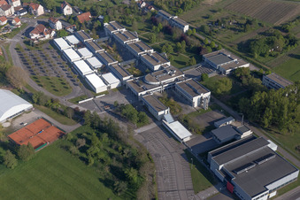 Gymnase du Lycée Stanislas Polyvalent (général,technologique et professionnel) im Ortsteil Altenstadt in Wissembourg im Bundesland Bas-Rhin, Frankreich