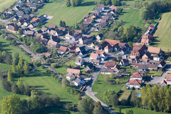 Luftbild von Uttenhoffen im Bundesland Bas-Rhin, Frankreich