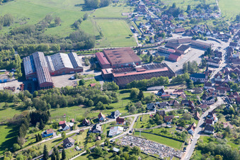Schrägluftbild von Zinswiller im Bundesland Bas-Rhin, Frankreich