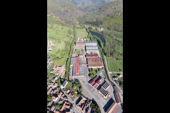 Drohnenaufname von Zinswiller im Bundesland Bas-Rhin, Frankreich