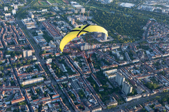 Brauerstr im Ortsteil Südweststadt in Karlsruhe im Bundesland Baden-Württemberg, Deutschland