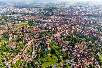 Luftbild von Altstadt in Bamberg im Bundesland Bayern, Deutschland
