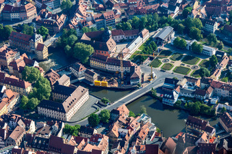 Vermessungsamt an der Bischofsmühlbrücke in Bamberg im Bundesland Bayern, Deutschland